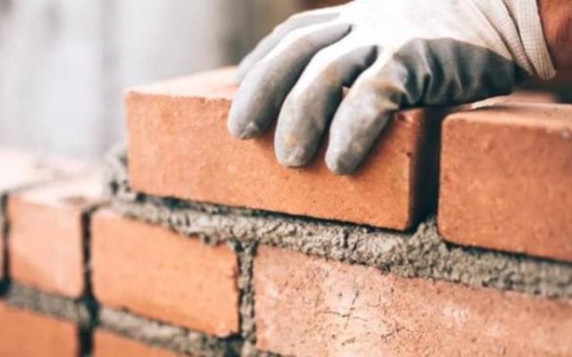 Έρευνα Οικοδομικής Δραστηριότητας: Αύξηση στο πλήθος αδειών, μείωση στον όγκο