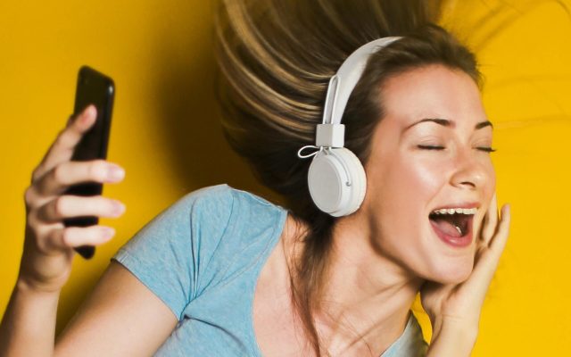Γιατί ανατριχιάζουμε όταν ακούμε αγαπημένη μουσική;