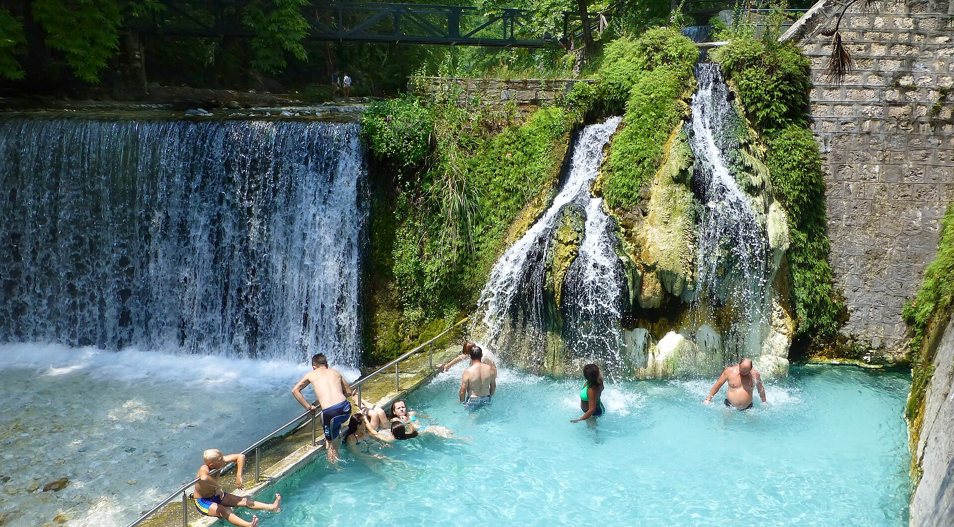 Ιαματικά λουτρά της Ελλάδας: 7 προορισμοί για χαλάρωση με παράδοση αιώνων